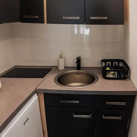 Tisza Gyoengye Garden Apartment Szeged