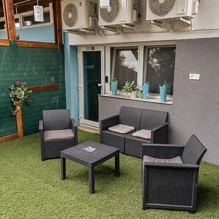 Tisza Gyoengye Garden Apartment